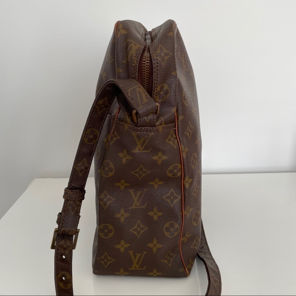 Authentic Louis Vuitton Marceau Crossbody Bag - Picture 4 of 12